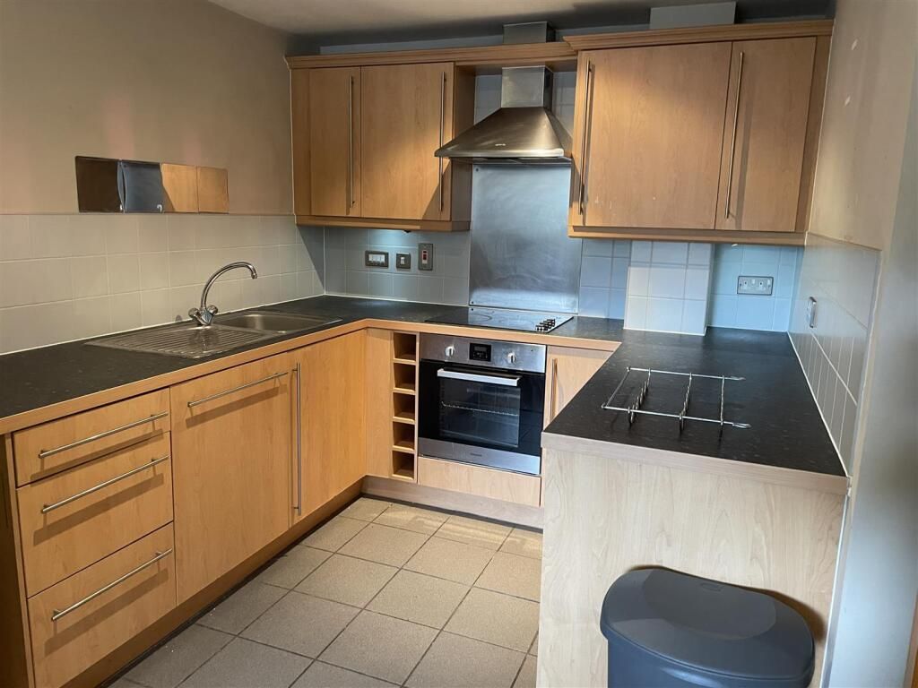 Property photo 3 of 5 Gallery