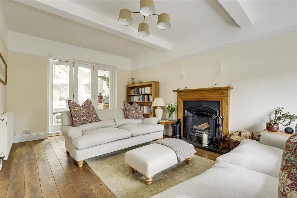 Property photo 2 of 42 09.Jpg