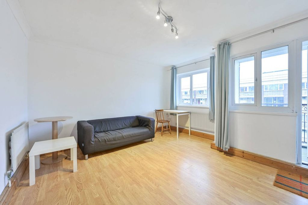 Property photo 1 of 8