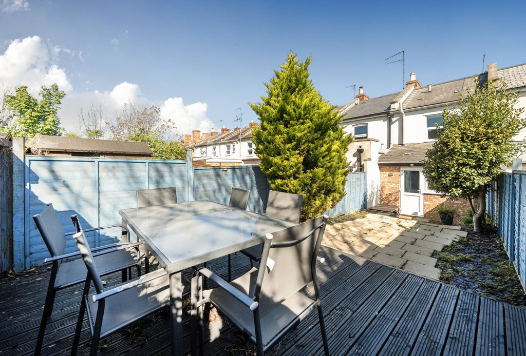 Property photo 2 of 11 1438624-16-69d4E3...