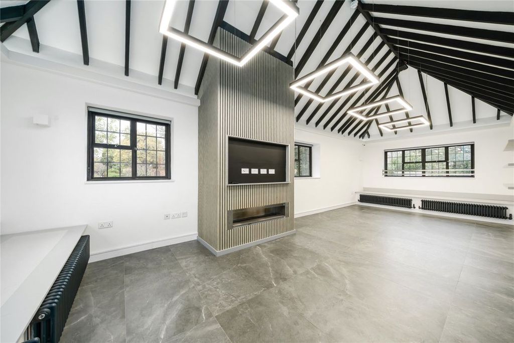 Additional image 5 of 3 bed flat to rentBeech Hill Avenue, Hadley Wood EN4