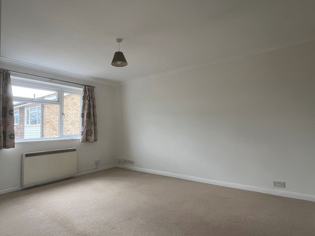 Property photo 3 of 11 Photo 16