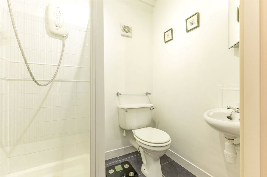 Additional image 25 of 4 bed semi-detached house for saleCorn Bank, Netherton, Huddersfield HD4