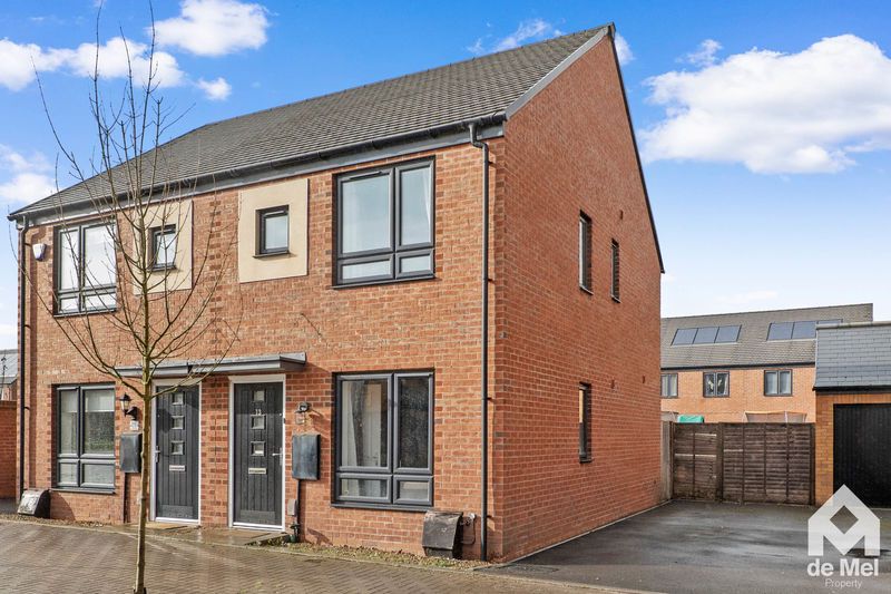 Property photo 1 of 10 Photo 4