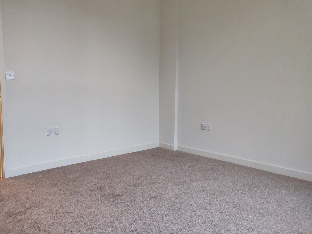 Property photo 3 of 4 Bedroom