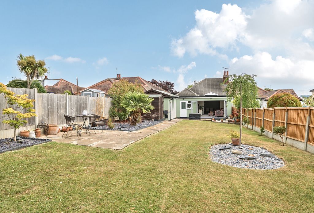 Property photo 1 of 15 1325985-2-6878E16...