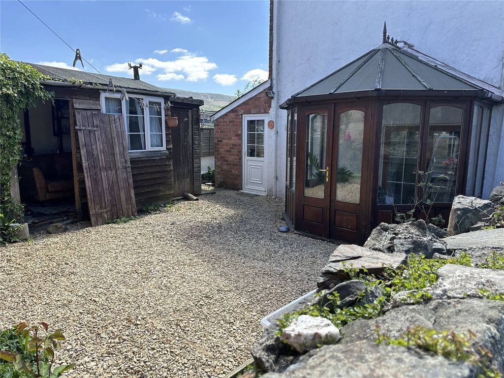 Property photo 2 of 13 Picture No. 03