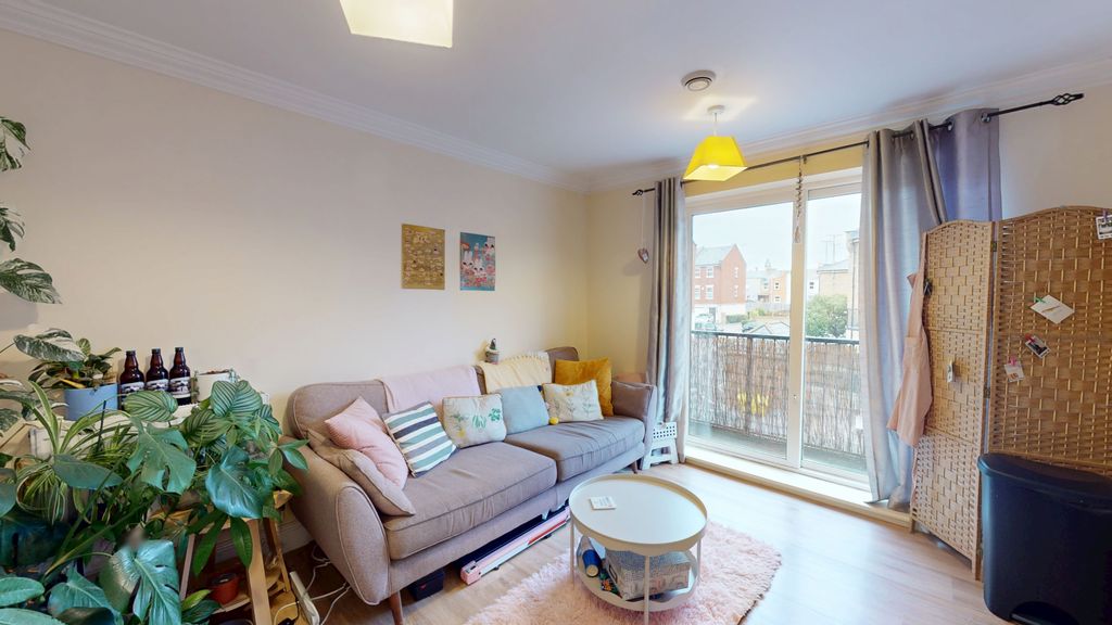 Property photo 2 of 8 10172025_140847