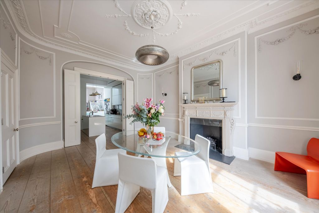 Property photo 3 of 12 Image