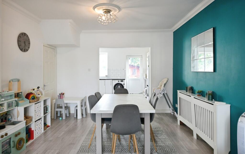 Property photo 3 of 16 Generous Dining Area Space