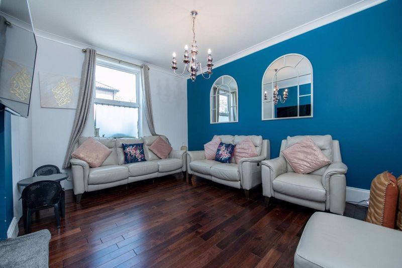 Property photo 3 of 13 Photo 12