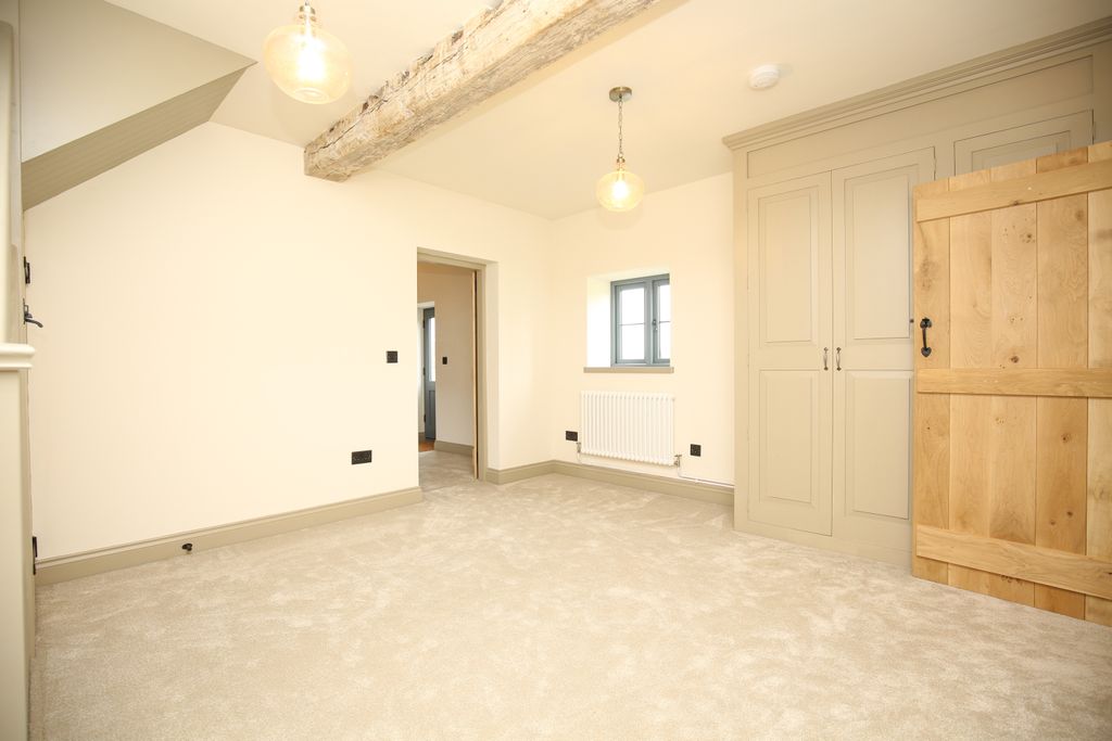 Property photo 3 of 26 Mw-11