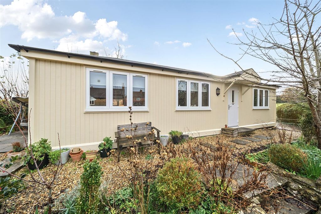 Property photo 3 of 25 1404749-8-6985Dad6d5Ad4.Jpg