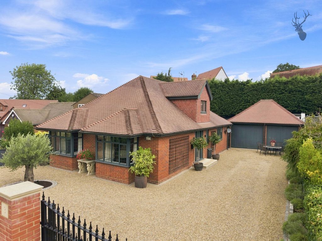 Property photo 1 of 34