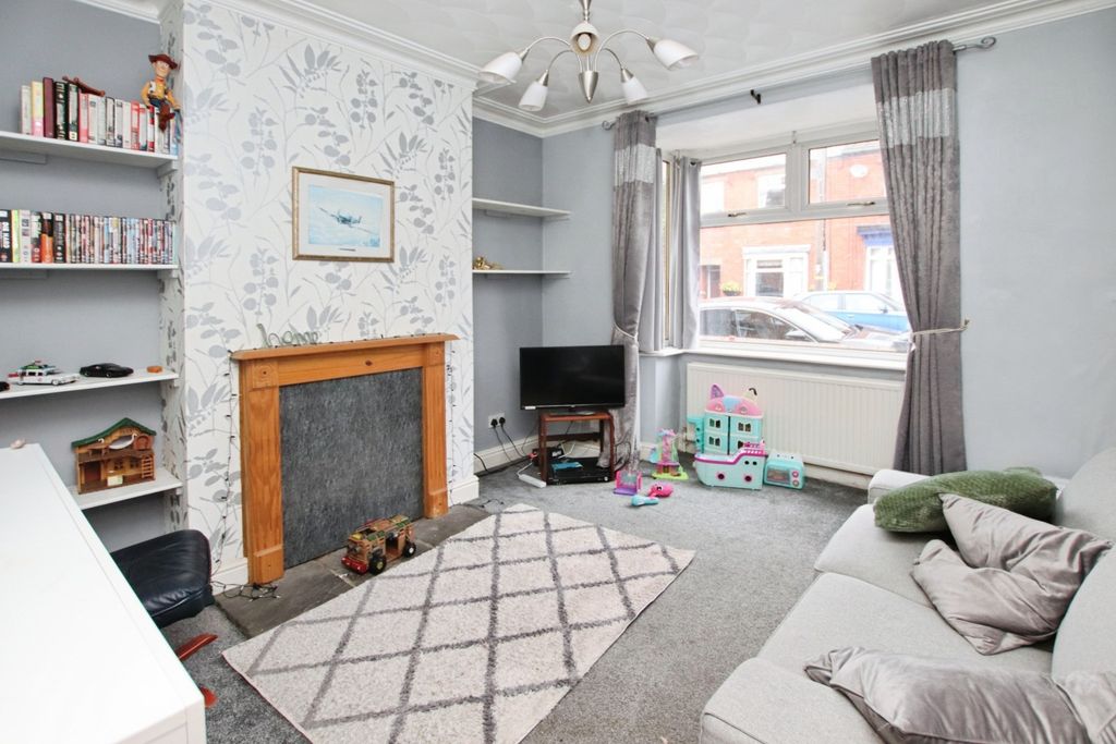 Property photo 3 of 15 4600304