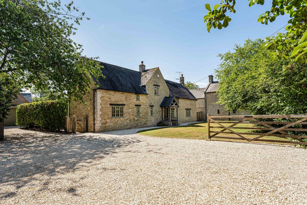 Property photo 1 of 26 Picture No. 01