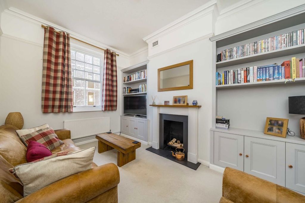 Property photo 2 of 6