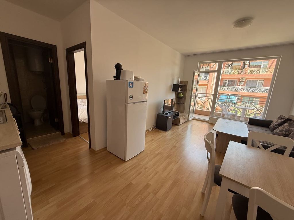 Property photo 3 of 14