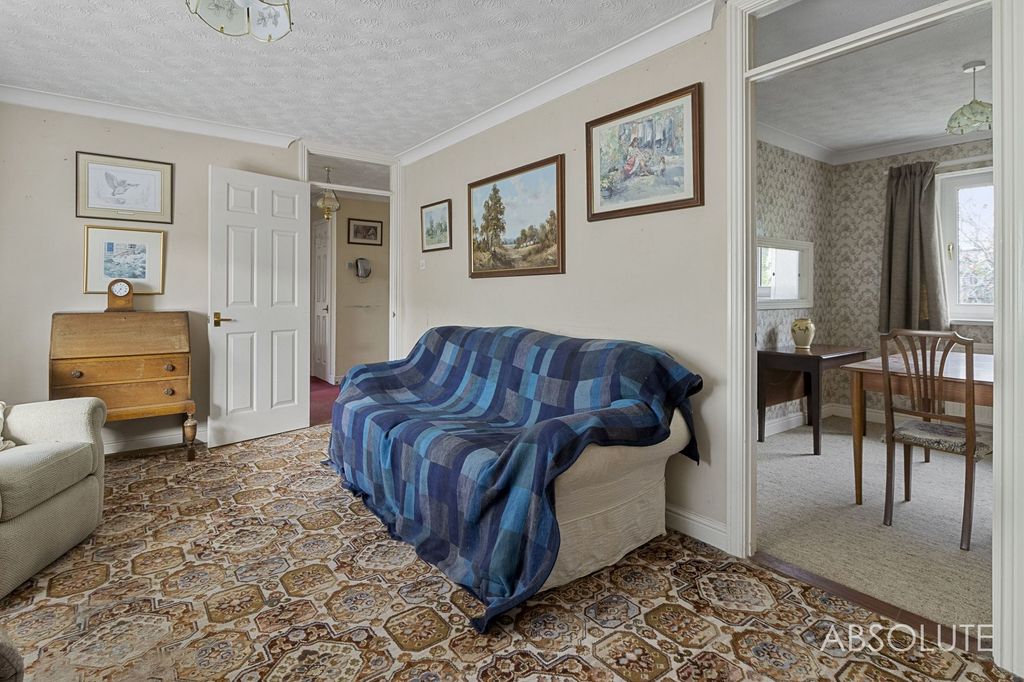 Property photo 3 of 15