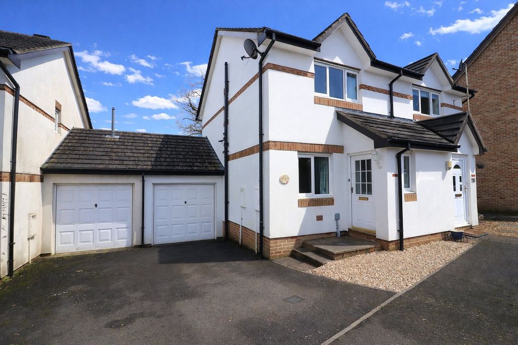 Property photo 2 of 14 Picture No. 04