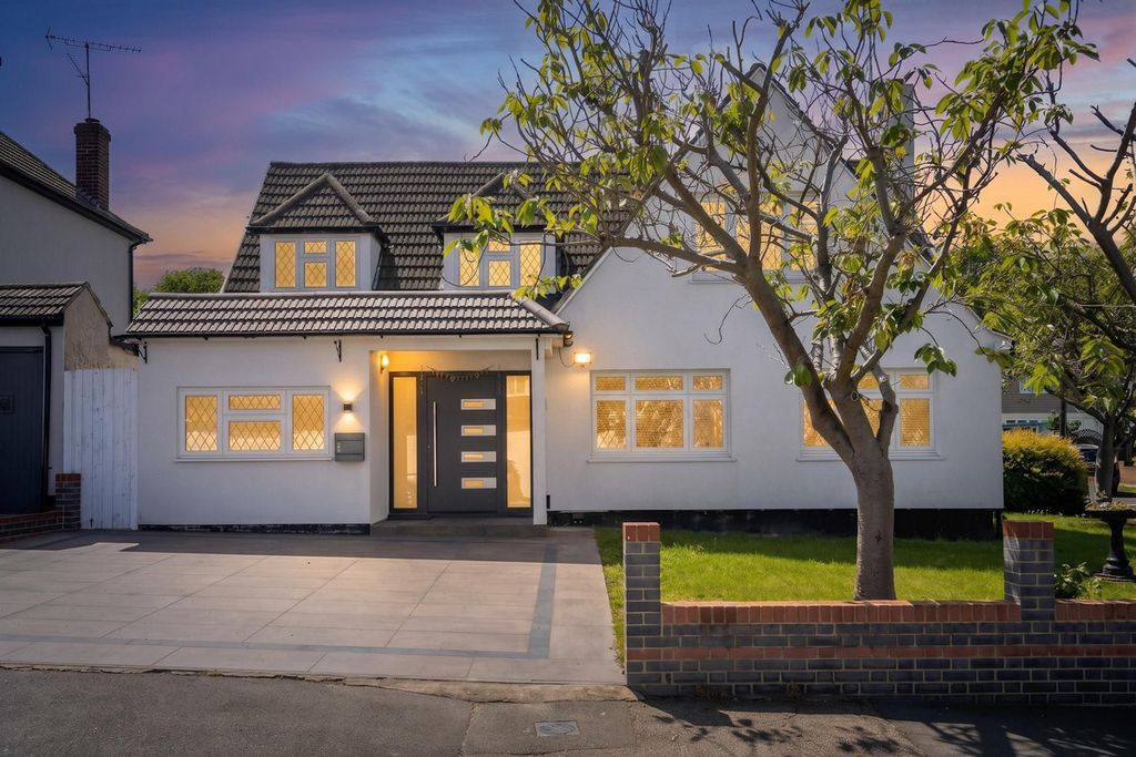 Property photo 1 of 20