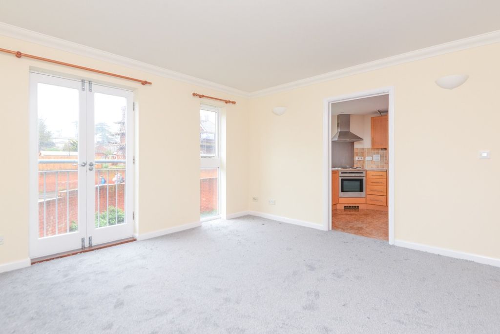 Property photo 2 of 8 3072455