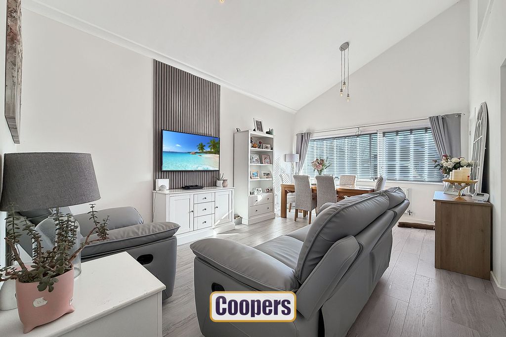 Property photo 2 of 15 Lounge/Dining Room