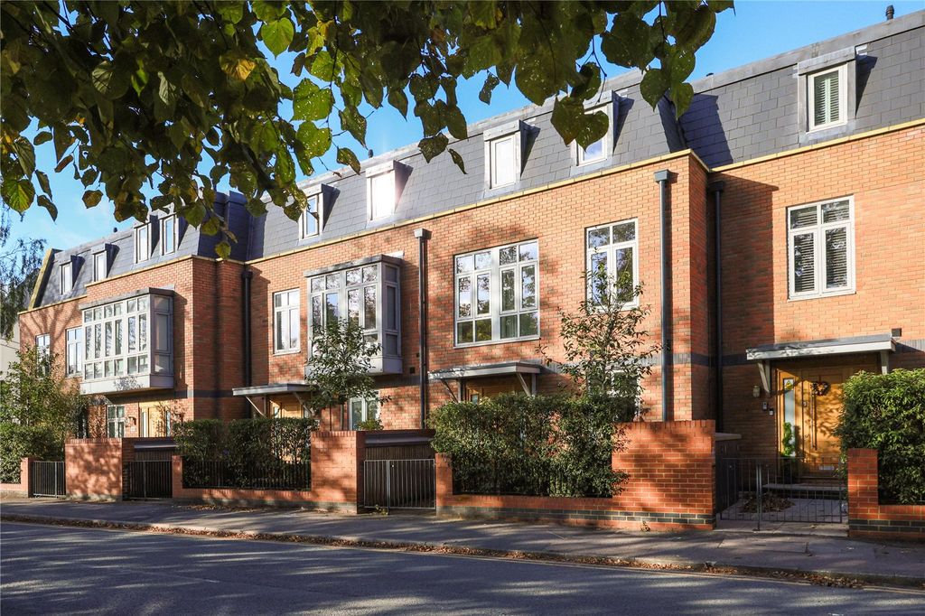 Property photo 1 of 10 Picture No. 02