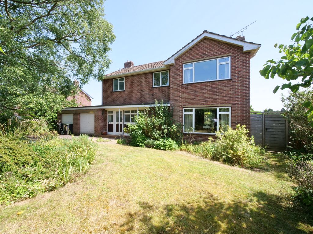 Property photo 2 of 31