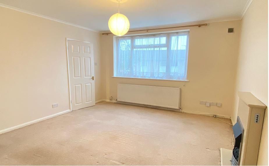 Property photo 3 of 19 Reception Area