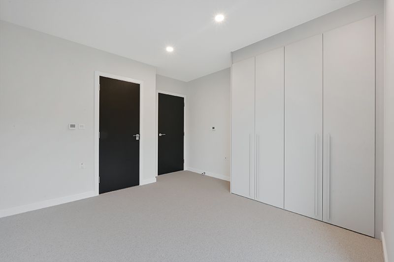 Property photo 3 of 11 Bedroom 1