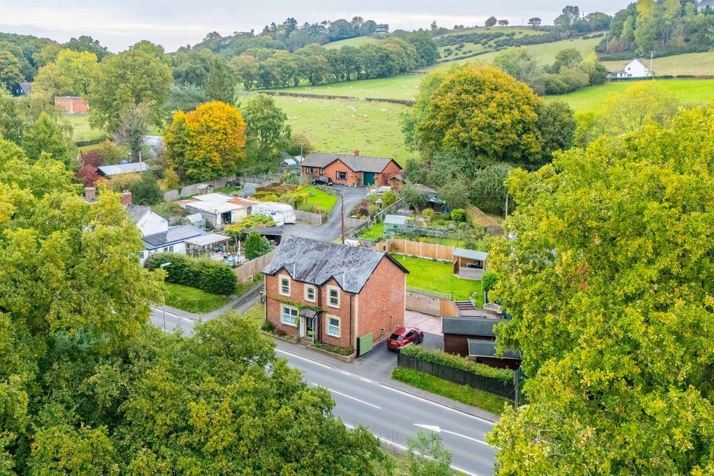 Property photo 1 of 53