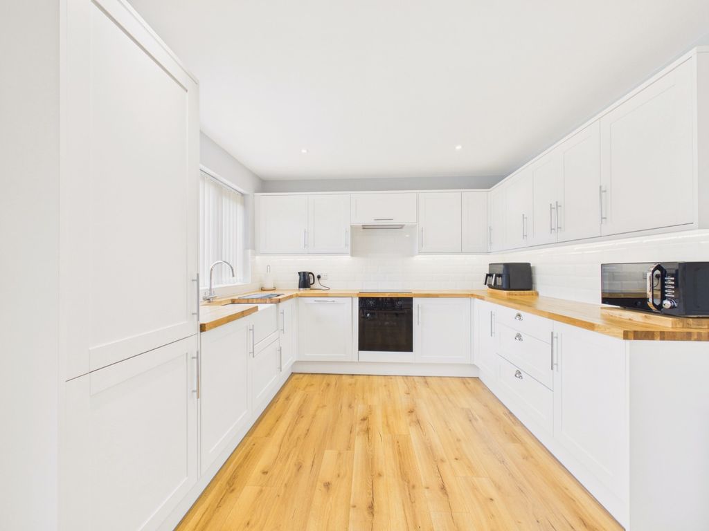 Property photo 2 of 15 5336534