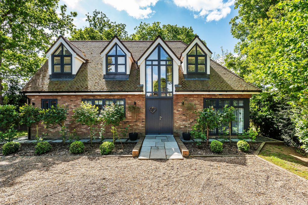 Property photo 1 of 40 1
