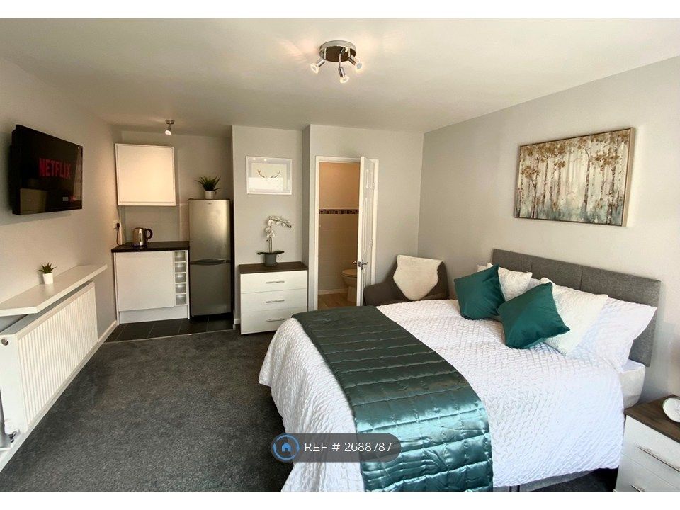 Property photo 1 of 14 Room 1