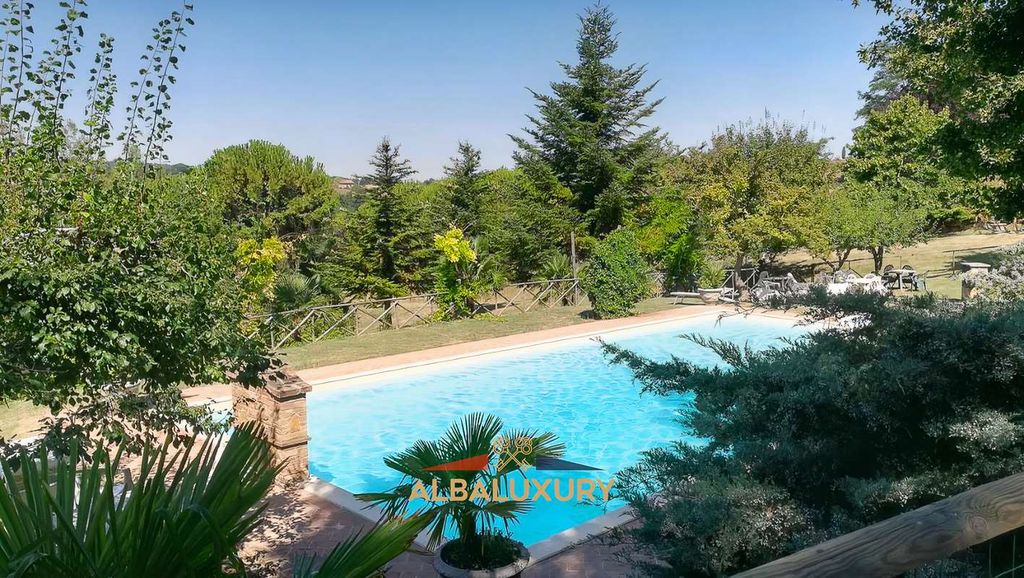 Property photo 3 of 33