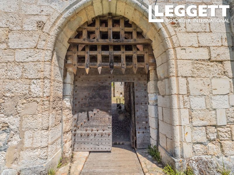 Property photo 3 of 10