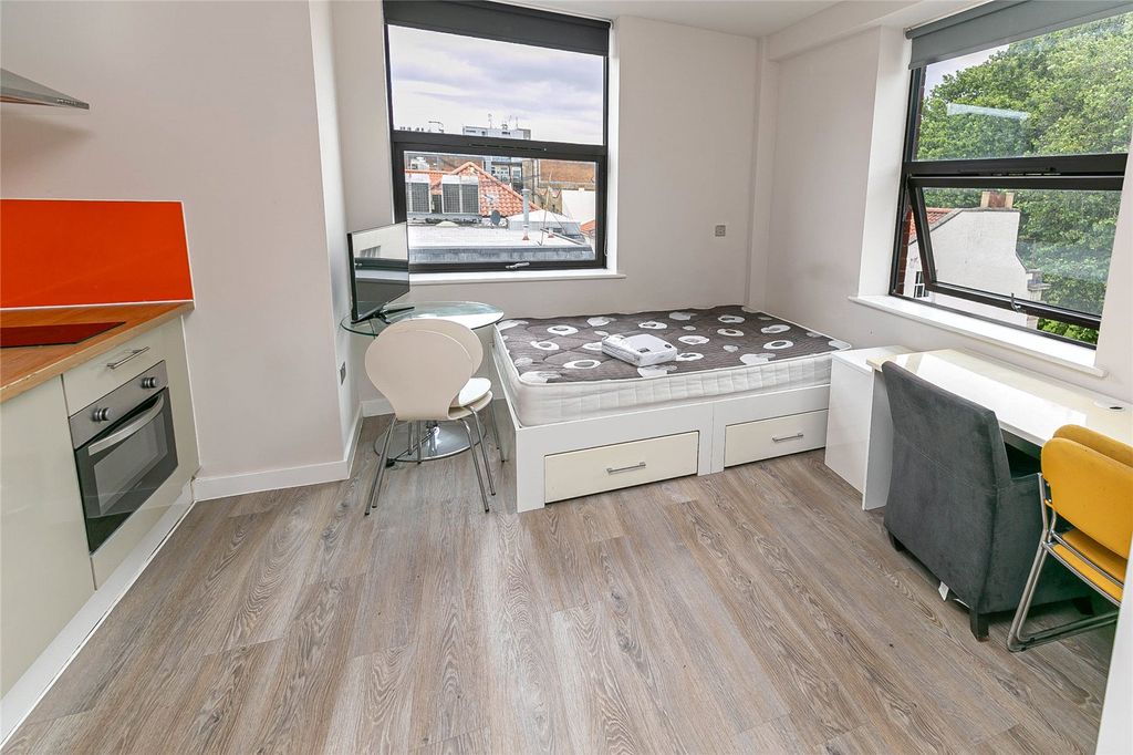Property photo 1 of 11 Picture No. 34