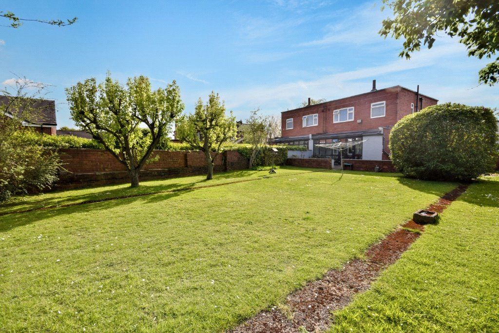 Property photo 2 of 28 Picture No. 41