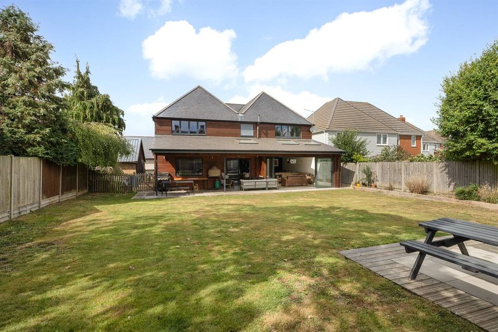 Property photo 2 of 38