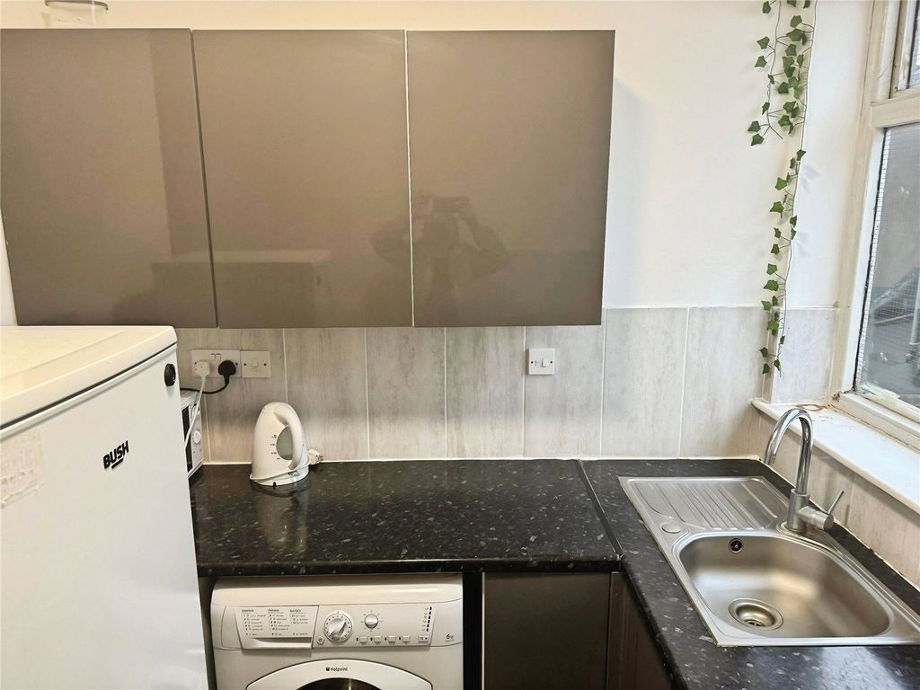 Property photo 3 of 6 Picture No. 03