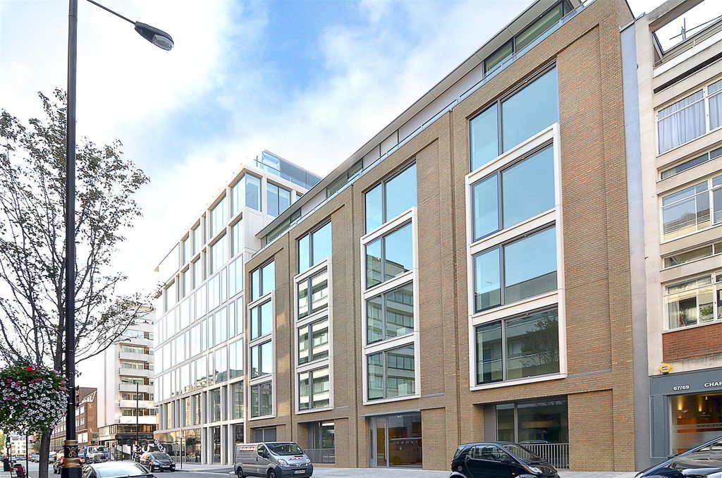 Property photo 3 of 12 6-55-George-Street-8.Jpg