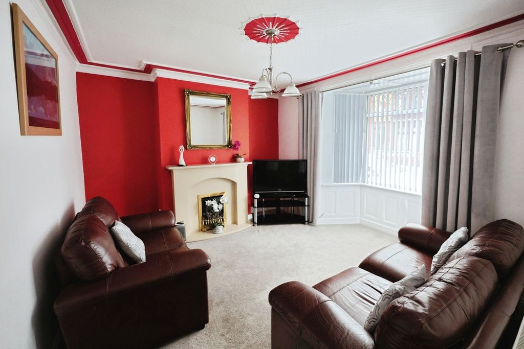 Property photo 3 of 16 Pbox-Img.Jpg