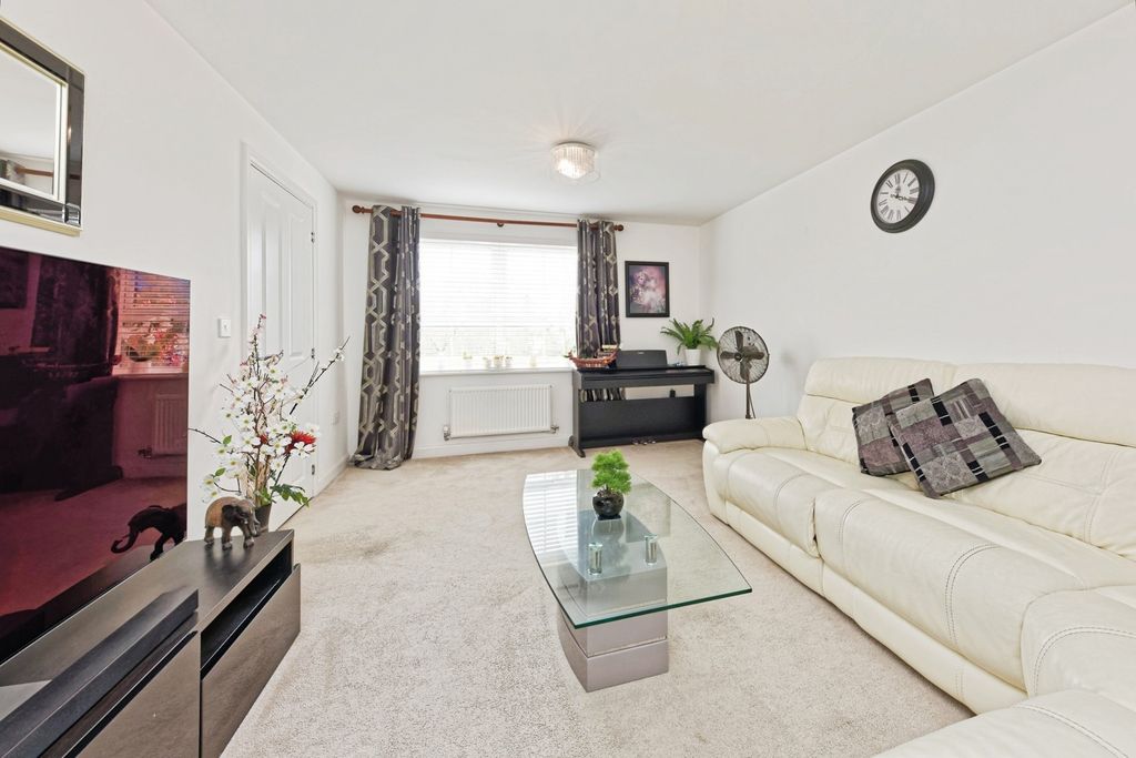 Property photo 3 of 20 Pbox-Img.Jpg