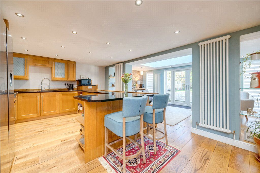 Property photo 3 of 24 Picture No. 25