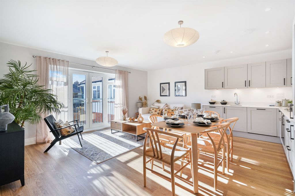 Property photo 3 of 18