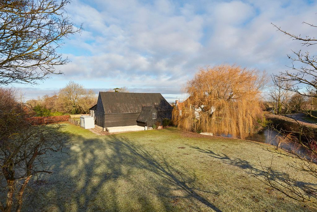 Property photo 2 of 3