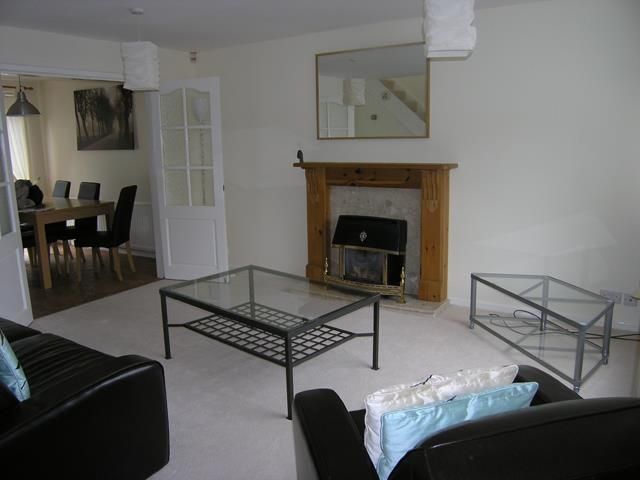 Property photo 2 of 3 Linaker Road 1 Loung