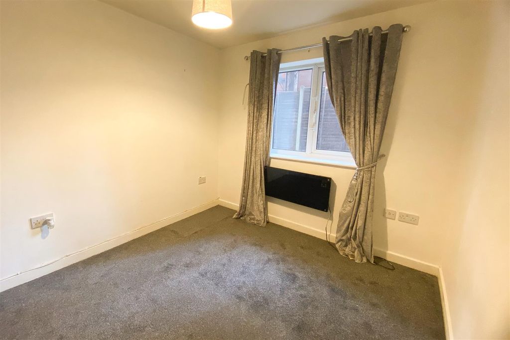 Property photo 3 of 7 Img_9352.Jpg