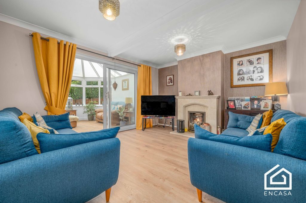 Property photo 3 of 16